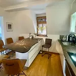 Apartmán Luxus Penthouse 100qm Mit Sauna, Whirlpool, Terrasse, Garage, Ruhig Und Zentral