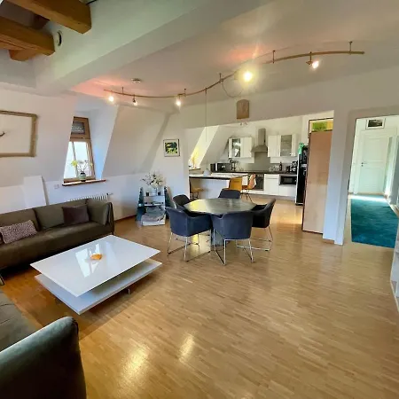 Daire Luxus Penthouse 100qm Mit Sauna, Whirlpool, Terrasse, Garage, Ruhig Und Zentral Ulm