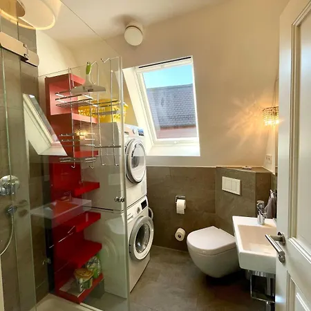 Luxus Penthouse 100qm Mit Sauna, Whirlpool, Terrasse, Garage, Ruhig Und Zentral * Ulm
