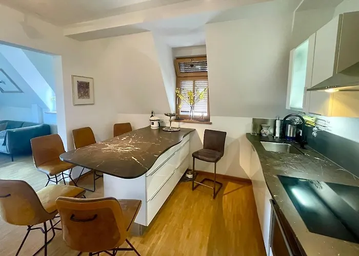 Appartamento Luxus Penthouse 100qm Mit Sauna, Whirlpool, Terrasse, Garage, Ruhig Und Zentral