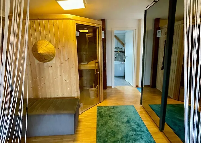 Luxus Penthouse 100qm Mit Sauna, Whirlpool, Terrasse, Garage, Ruhig Und Zentral Appartamento Ulma