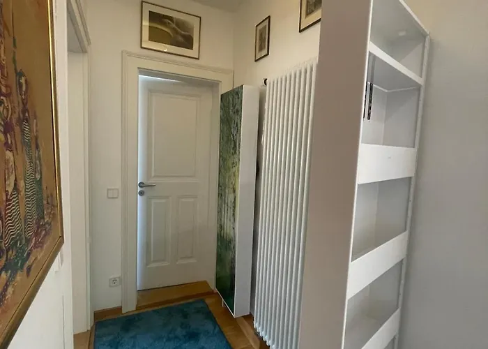 Luxus Penthouse 100qm Mit Sauna, Whirlpool, Terrasse, Garage, Ruhig Und Zentral Appartamento *