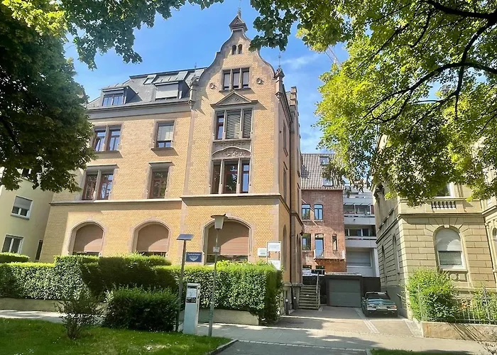 Luxus Penthouse 100qm Mit Sauna, Whirlpool, Terrasse, Garage, Ruhig Und Zentral Appartamento *